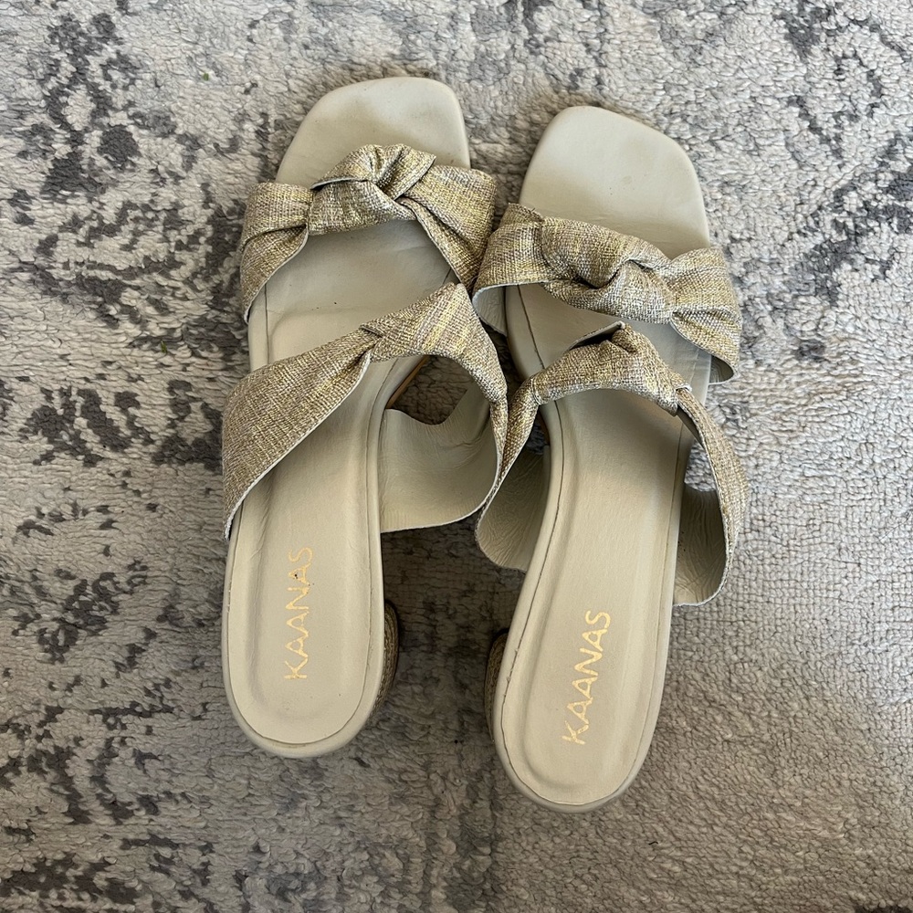 Kansas Heels - Picture 4 of 5
